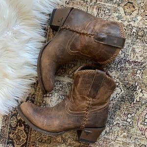 Lane Boots Brown Leather Western Booties, 9